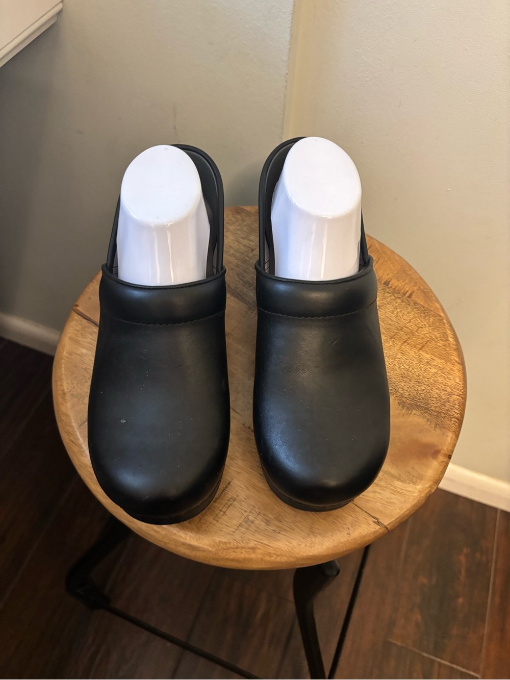 Dansko Classic Black Leather Slip-On Clogs 39